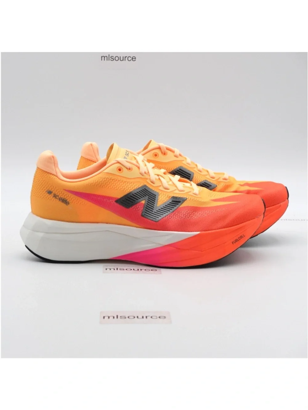 NEW New Balance FuelCell SuperComp Elite v5 Carbon Shoes